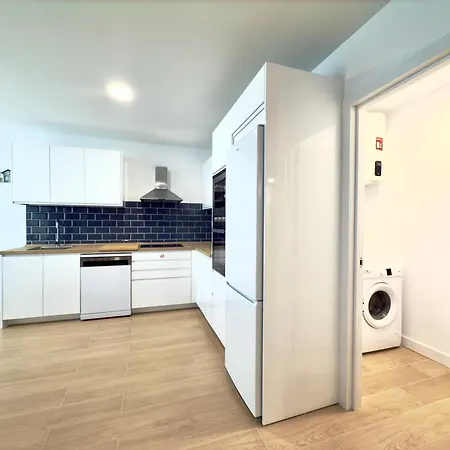 Nautilus Holidays Apartamento *